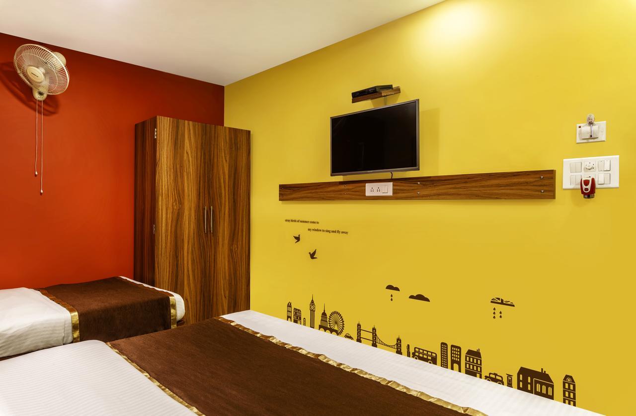 The Silverline Hotel Колката Екстериор снимка